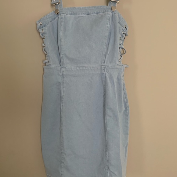 Flying Tomato Dresses & Skirts - Denim overall bodycon dress Sz S